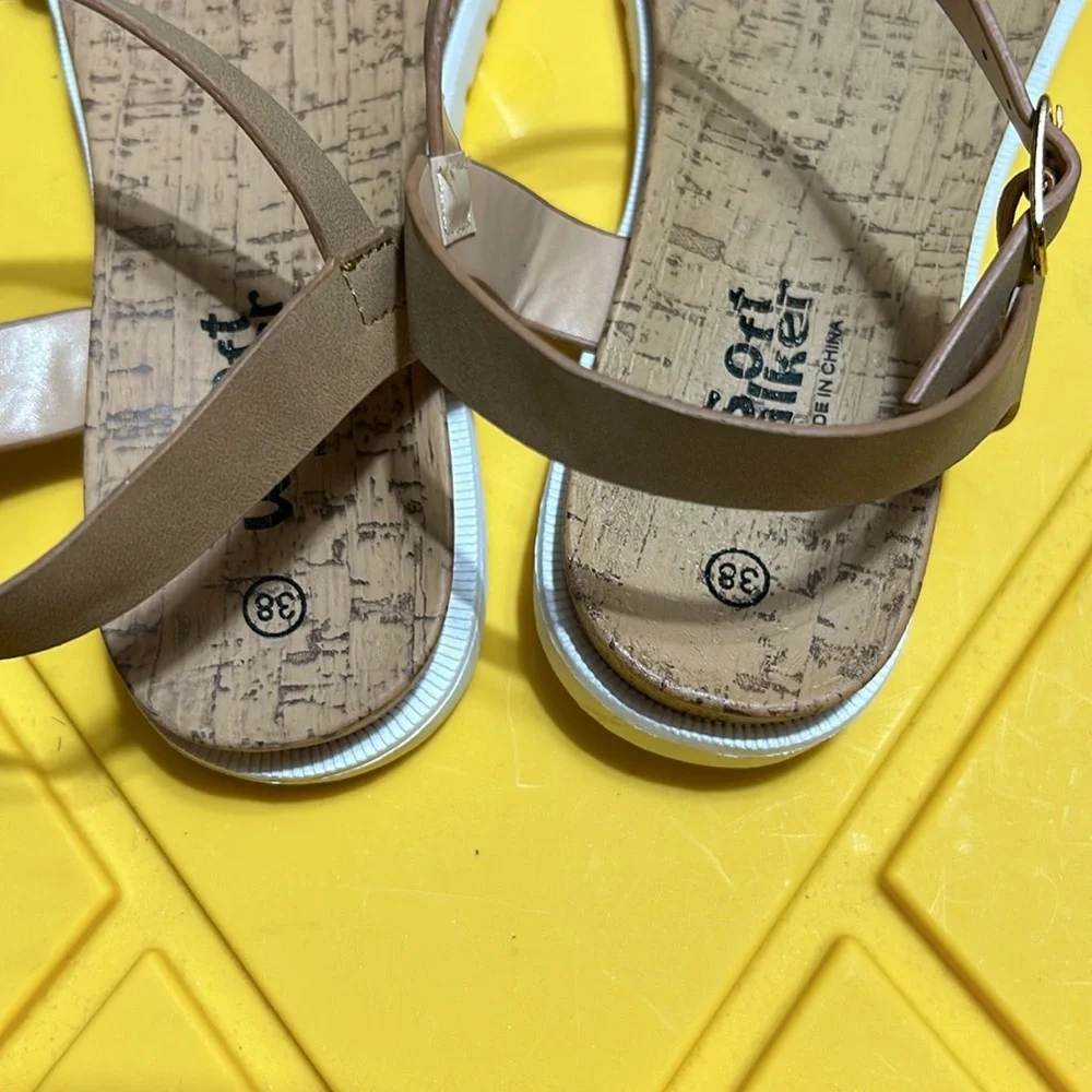 SoftWalk sandals ankle